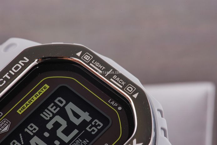Casio G-Shock DW-H5600MB-8A9DR Smartwatch G-Squad Heart Monitor Digital Dial Grey Resin Band