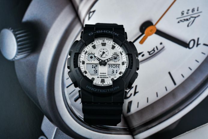 Casio G-Shock GA-100WD-1AJF Black And Briliant White Digital Analog Dial Black Resin Band (JDM)