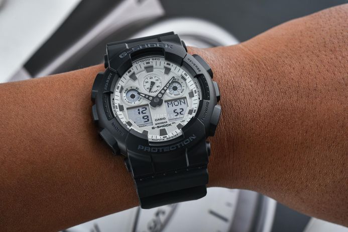 Casio G-Shock GA-100WD-1AJF Black And Briliant White Digital Analog Dial Black Resin Band (JDM)
