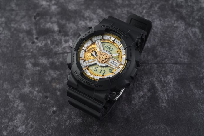 CASIO G-SHOCK GA-110CD-1A2JF One-Tone Dial Digital Analog  Watch