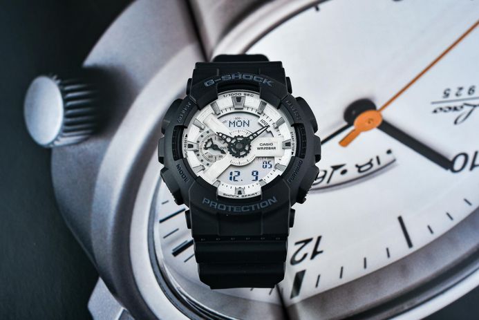 Casio G-Shock GA-110WD-1AJF Black And Briliant White Digital Analog Dial Black Resin Band (JDM)