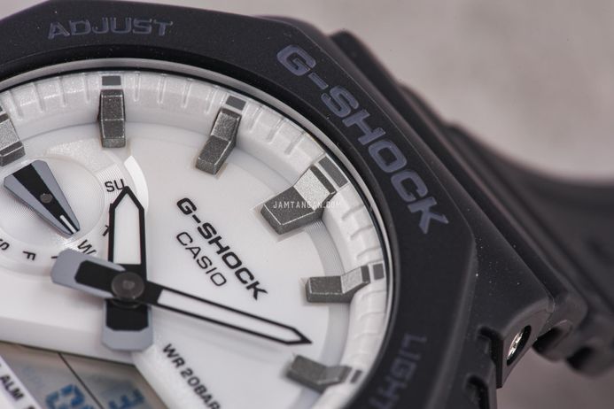 Casio G-Shock GA-2100WD-1ADR CasiOak Black And Briliant White Series White Dial Resin Band