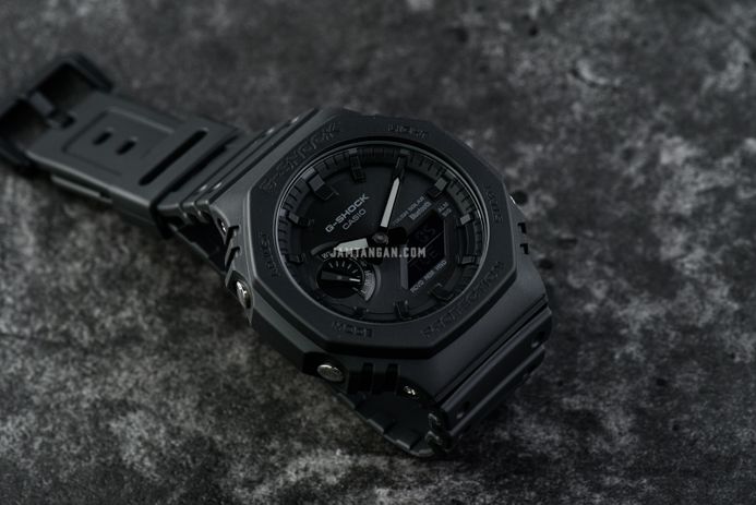 Casio G-Shock Special Color GA-B2100-1A1DR CasiOak Tough Solar Digital Analog Dial Black Resin Band