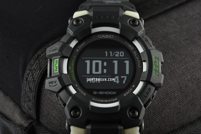 Casio G-Shock GBD-100LM-1DR G-Squad Midnight City Run Digital Dial Black Resin Band