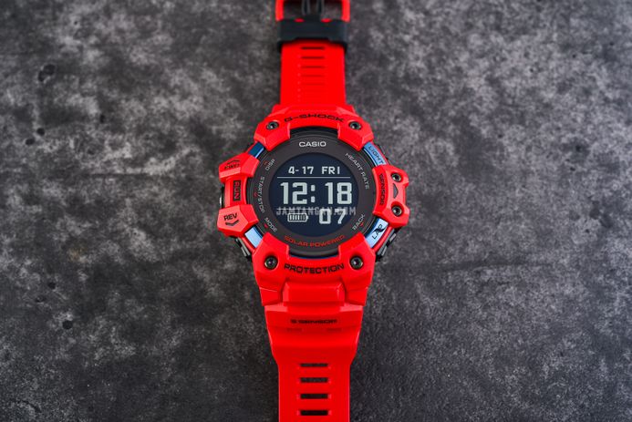 Casio G-Shock G-Squad GBD-H1000-4PR Tough Solar Black Digital Dial