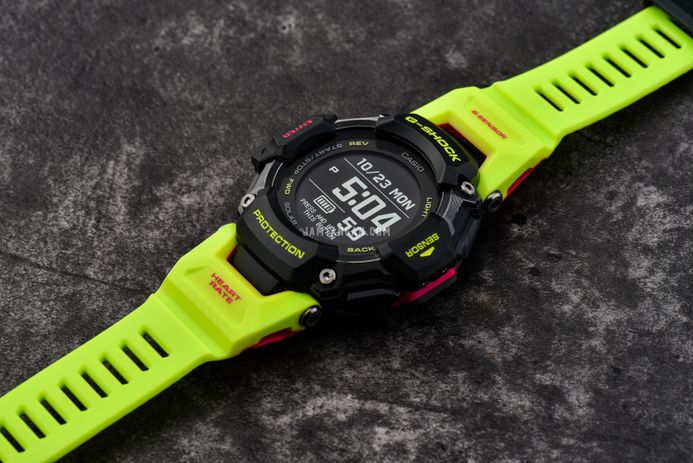 Casio G-Shock GBD-H2000-1A9DR G-Squad Tough Solar Black Digital Dial Green Resin Band