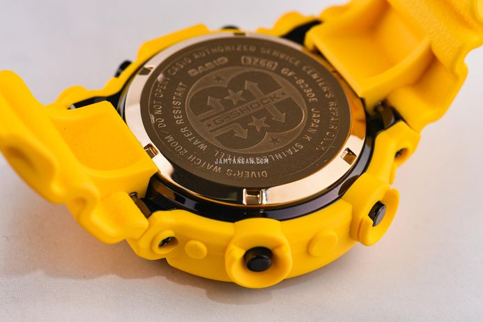 新品未使用 カシオ CASIO G-SHOCK GF-8230E-9JR s-l400.jpg
