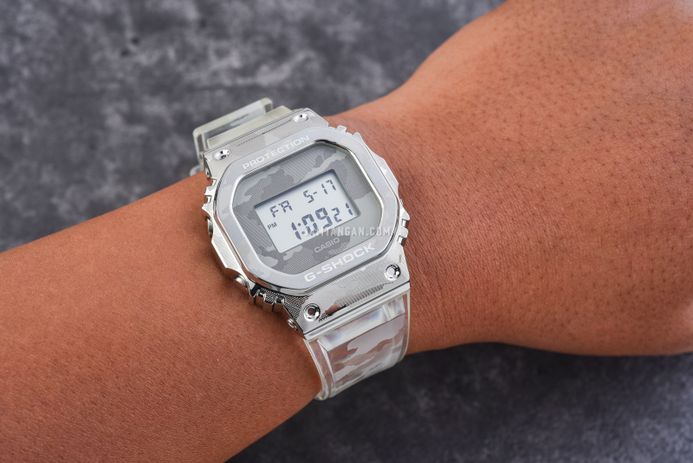 CASIO G-SHOCK STEEL GM-5600SCM-1DR | UNBOXING NEW 2021 ARMY
