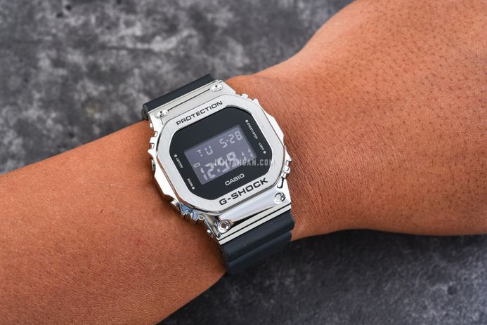 Casio G-Shock GM-5600U-1 GM-5600U-1DR Metal Covered Digital Dial