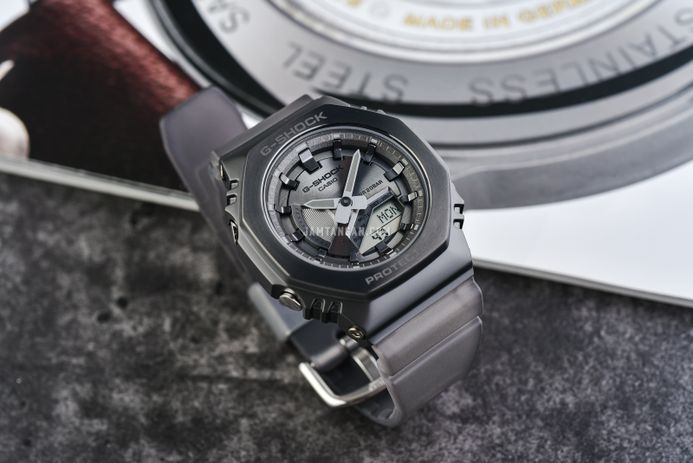 Casio G-Shock Women GM-S2100MF-1ADR CasiOak Midnight Fog Series Digital Analog Dial Grey Resin Band