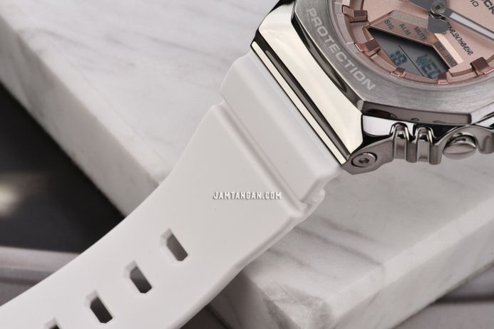 Casio G-Shock X ITZY GM-S2100WS-7ADR CasiOak Seasonal Collection Digital Analog Dial Resin Band