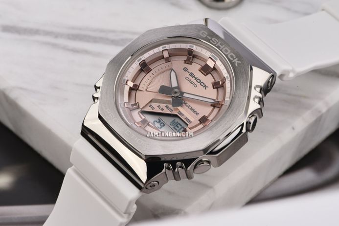 Casio G-Shock X ITZY GM-S2100WS-7ADR CasiOak Seasonal Collection Digital Analog Dial Resin Band