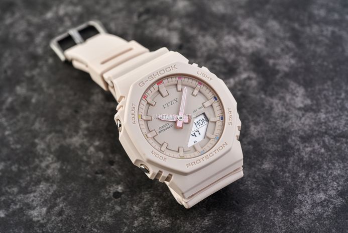 Casio G-Shock X ITZY GMA-P2100IT-4A GMA-P2100IT-4AJR CasiOak Casio G-Shock X ITZY GMA-P2100IT-4A GMA-P2100IT-4AJR CasiOak