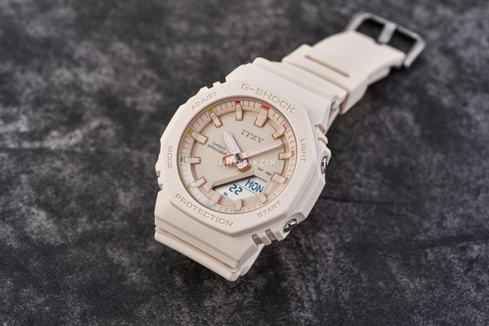 Casio G-Shock X ITZY GMA-P2100IT-4A GMA-P2100IT-4AJR CasiOak Casio G-Shock X ITZY GMA-P2100IT-4A GMA-P2100IT-4AJR CasiOak