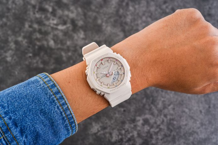 限定モデルCASIO G-SHOCK GMA-P2100IT-4AJR G-SHOCK コンパクトサイズ ITZY コラボレーションモデル GMA