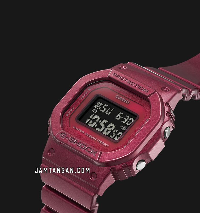 Casio G-Shock GMD-S5600RB-4DR Red And Black Collection Digital Dial Magenta Resin Band