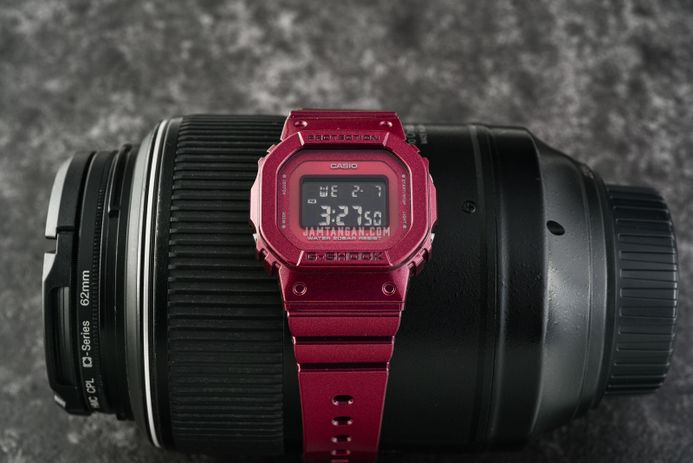 Casio G-Shock GMD-S5600RB-4DR Red And Black Collection Digital Dial Magenta Resin Band