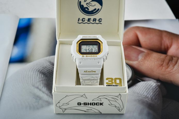 Casio G-Shock X I.C.E.R.C. GMD-W5601K-7 GMD-W5601K-7JR 30th