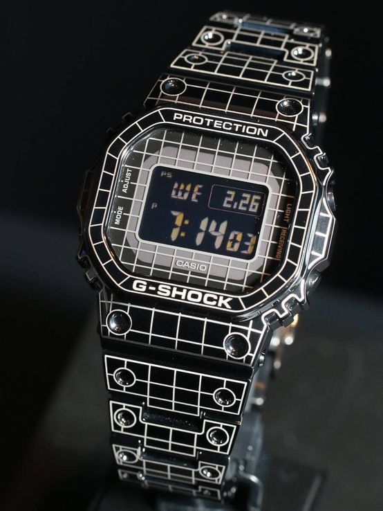 Casio G-Shock GMW-B5000CS-1JR Full Metal Grid Tunnel Digital Dial Black Stainless Steel Band (JDM)