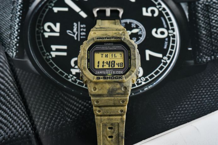 Casio G-Shock GW-B5600SL-5 GW-B5600SL-5DR Sand And Land Casio G-Shock GW-B5600SL-5 GW-B5600SL-5DR Sand And Land