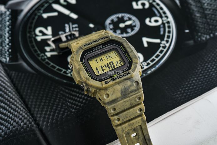 Casio G-Shock GW-B5600SL-5 GW-B5600SL-5DR Sand And Land Casio G-Shock GW-B5600SL-5 GW-B5600SL-5DR Sand And Land