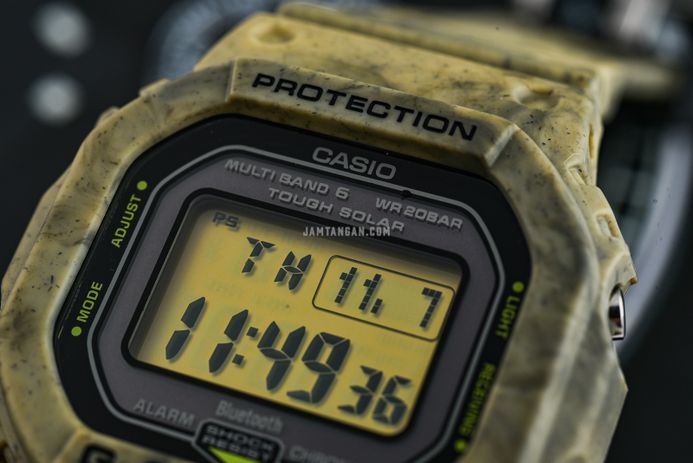 Casio G-Shock GW-B5600SL-5 GW-B5600SL-5DR Sand And Land Casio G-Shock GW-B5600SL-5 GW-B5600SL-5DR Sand And Land