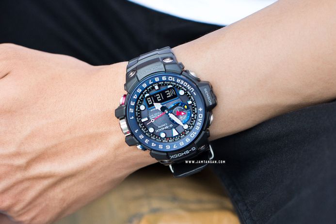 美品　G-SHOCK  電波 ソーラー  腕時計 GWN-1000B G-SHOCK 電波 ソーラー 電波時計 ブラック Gショック ガルフ