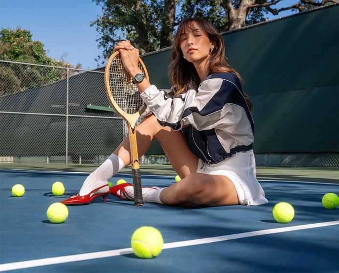 Garmin Lily Active 010-02891-52 Smartwatch Petite Digital Dial