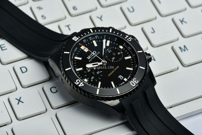 MIDO Ocean Star Captain Chronograph Black Dial