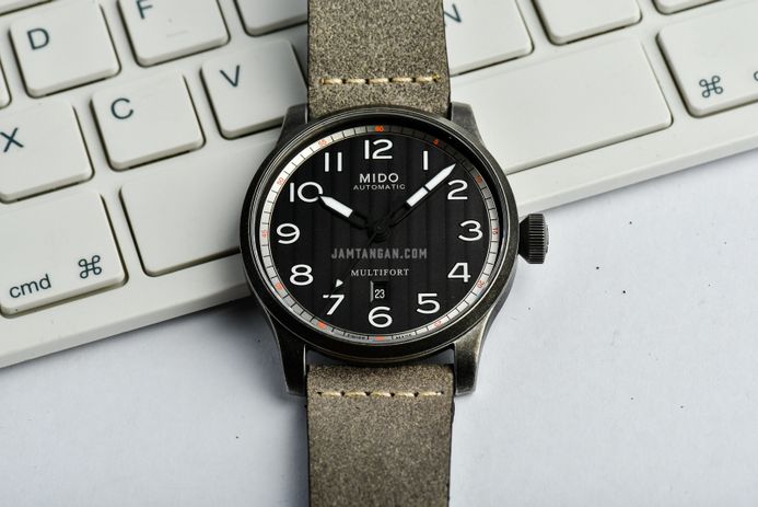MIDO Multifort M032.607.36.050.00 Automatic Black Dial Grey Leather Strap