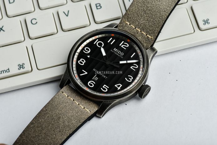 MIDO Multifort M032.607.36.050.00 Automatic Black Dial Grey Leather Strap