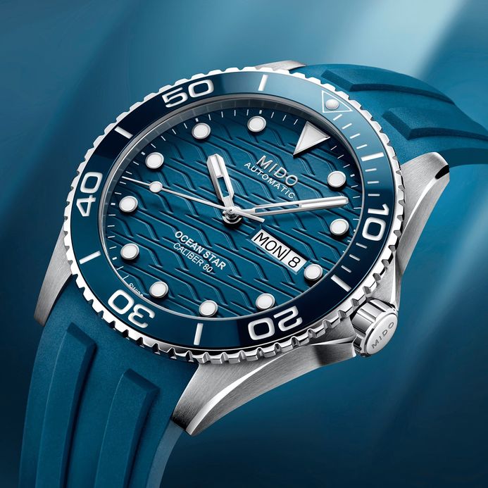 MIDO Ocean Star M042.430.17.041.00 Men 200C Blue Dial Blue Rubber Strap