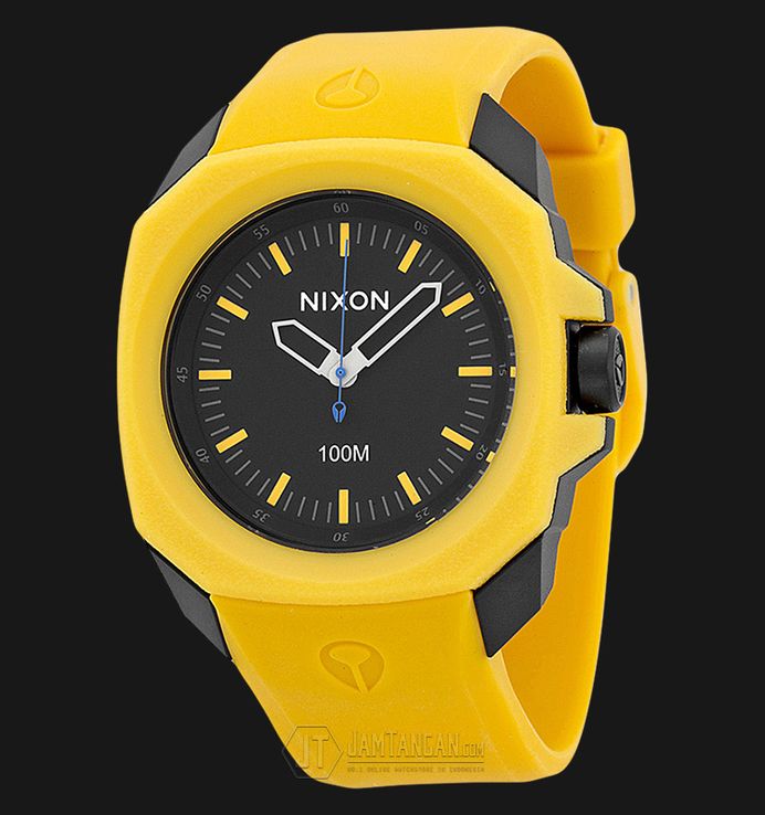 Nixon ruckus clearance