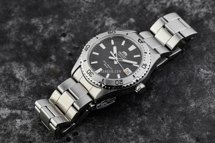 Orient Mako 40 RA-AC0Q01B Automatic Men Black Dial Stainless Steel Strap