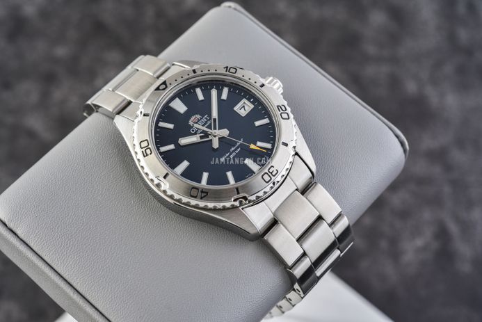 Orient Mako 40 RA-AC0Q02L Men Blue Navy Dial Stainless Steel Strap