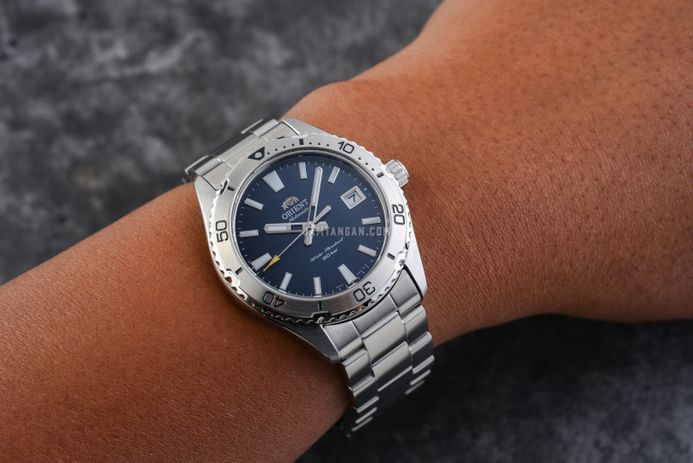 Orient Mako 40 RA-AC0Q02L Men Blue Navy Dial Stainless Steel Strap