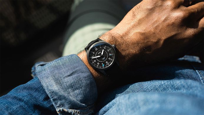 Oris ProPilot 01-798-7768-4284-SET 57TH Reno Air Races Black Dial Textile Strap LIMITED EDITION 