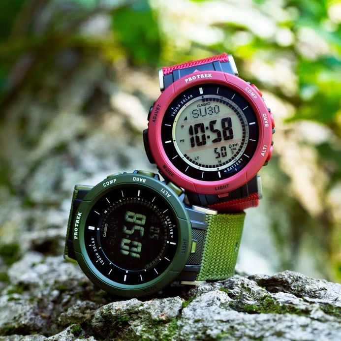 Casio Pro Trek PRG-30B-4 PRG-30B-4DR Tough Solar Digital
