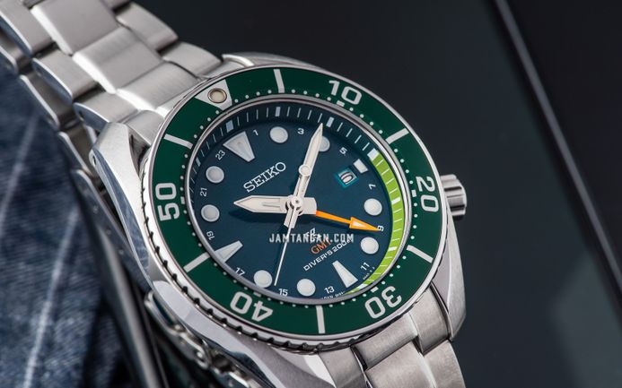 Seiko Prospex SFK003J1 Sumo Hulk GMT Solar Green Dial Stainless Steel Strap