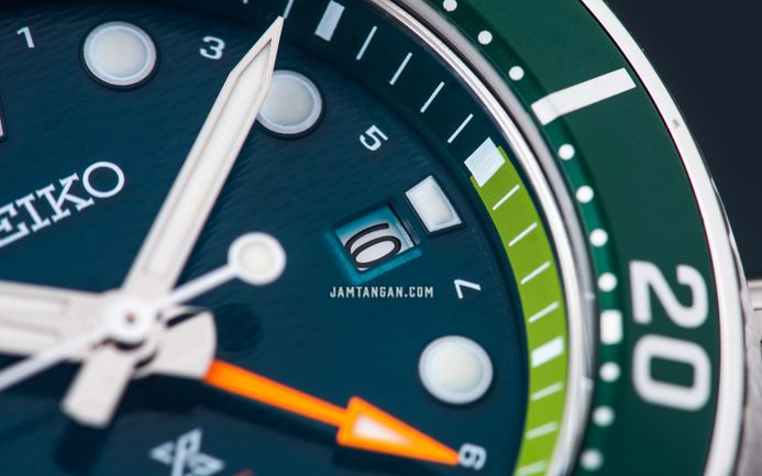 Seiko Prospex SFK003J1 Sumo Hulk GMT Solar Green Dial Stainless Steel Strap