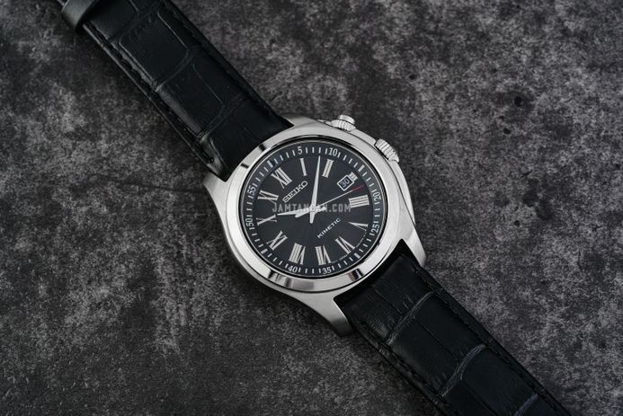 Seiko Kinetic SKA469 SKA469P2 Black Dial Black Leather Strap