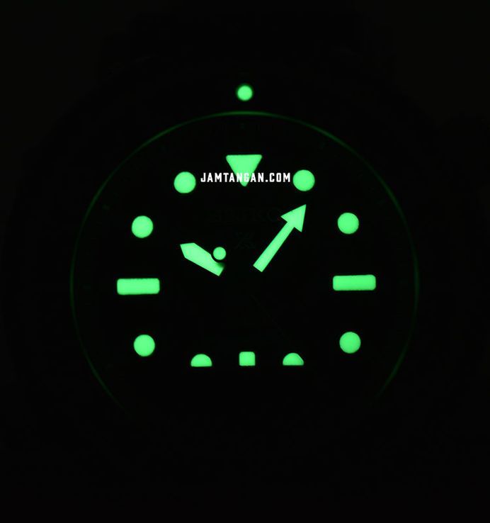 Seiko Prospex SNJ035P1 PADI Arnie Solar Divers 200M Digital Analog Dial Black Silicone Strap
