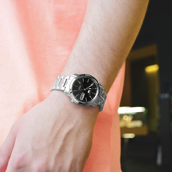 Seiko 5 snkk71k1 top