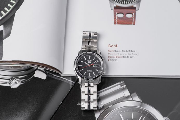 Seiko snkl83k1 deals