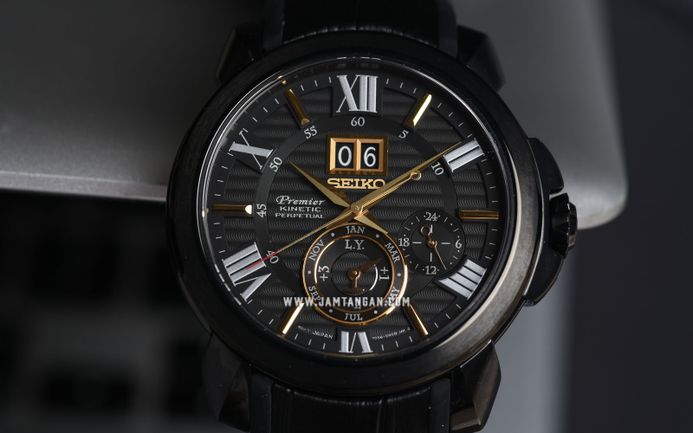 Seiko Premier SNP145 SNP145P1 Kinetic Big Date Black Pattern Dial