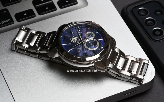 Seiko Premier SNP161P1 Kinetic Perpetual Blue Dial Stainless Steel Strap