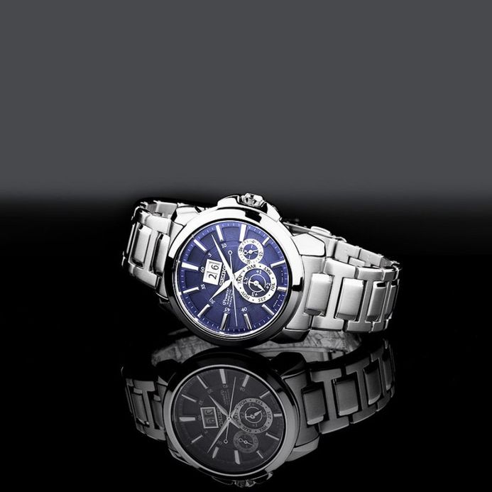 Seiko Premier SNP161P1 Kinetic Perpetual Blue Dial Stainless Steel Strap