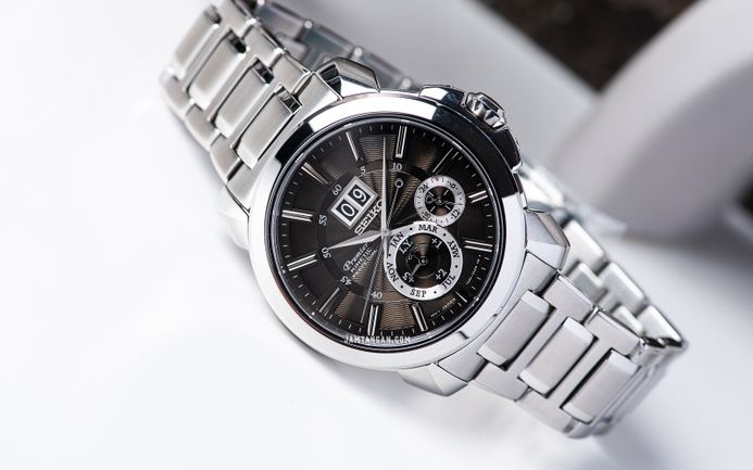 Seiko Premier SNP165P1 Big Date Perpetual Black Dial Stainless Steel Strap
