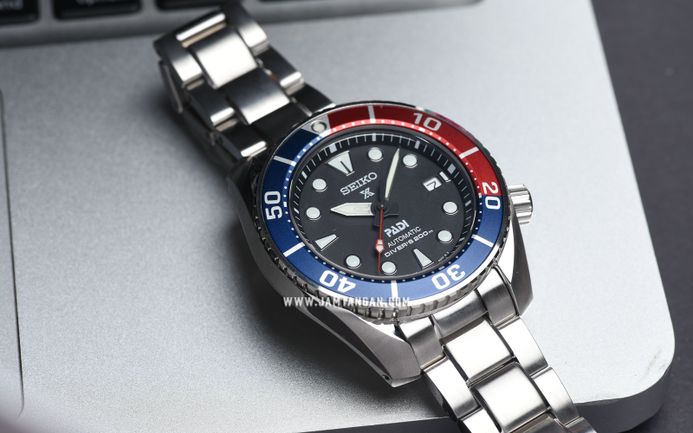 Seiko Prospex SPB181J1 PADI Sumo Pepsi Automatic Black Dial Stainless Steel Strap