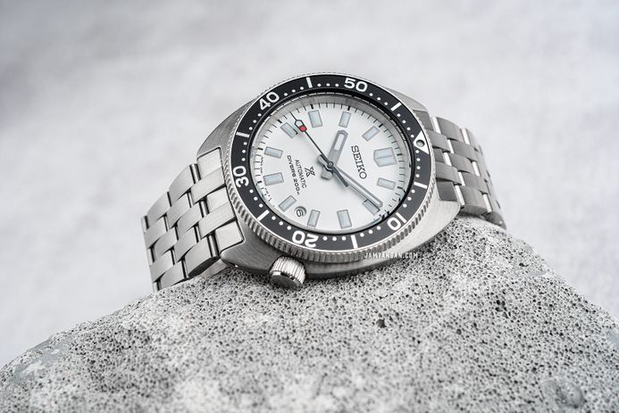 Seiko Prospex SPB313J1 Heritage Re-Interpretation Slim Willard White Dial Stainless Steel Strap